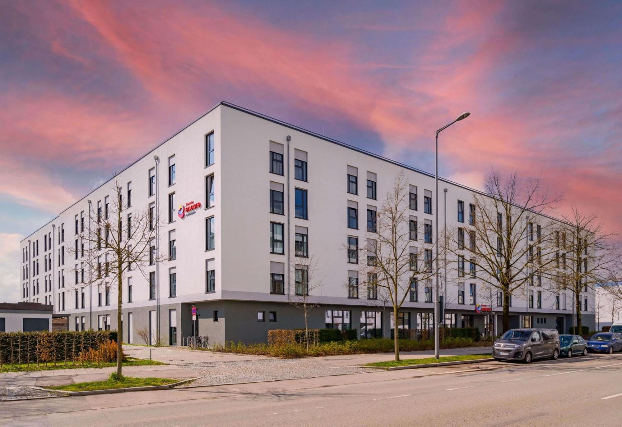 Hotel Ramada Encore By Wyndham Messe 3*